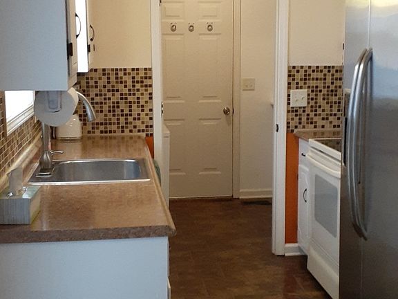 4th image of 5141 Chippendale Dr
