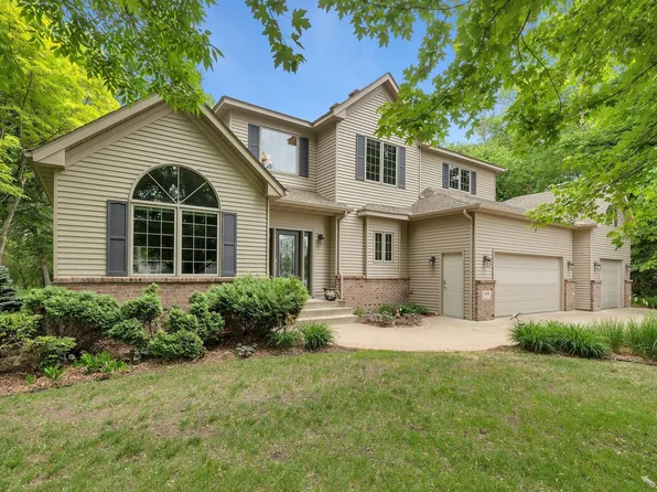 1416 Eagles Nest Ct, Sartell, MN 56377