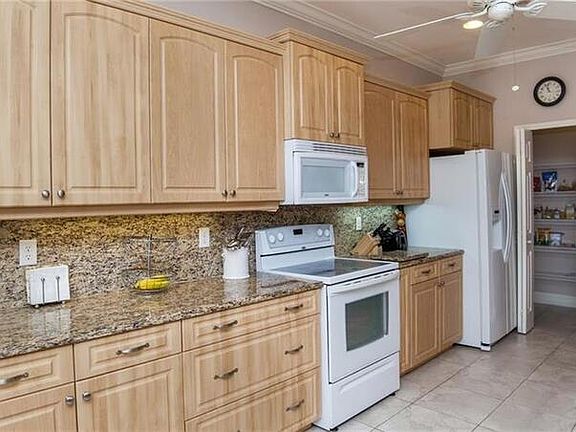 2nd image of 3687 Tonkin Dr