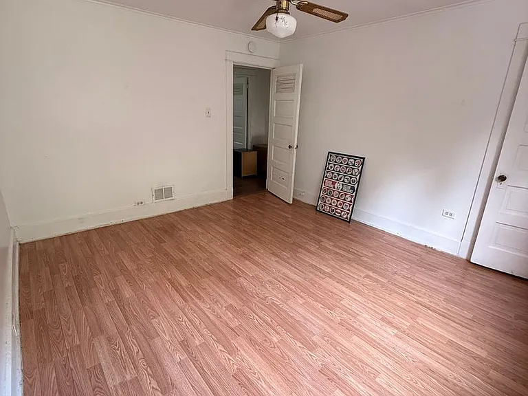 833 Guys Run Rd — Photo 2