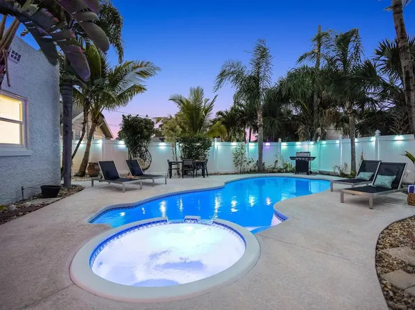 526 Palmetto Street, West Palm Beach, FL 33405