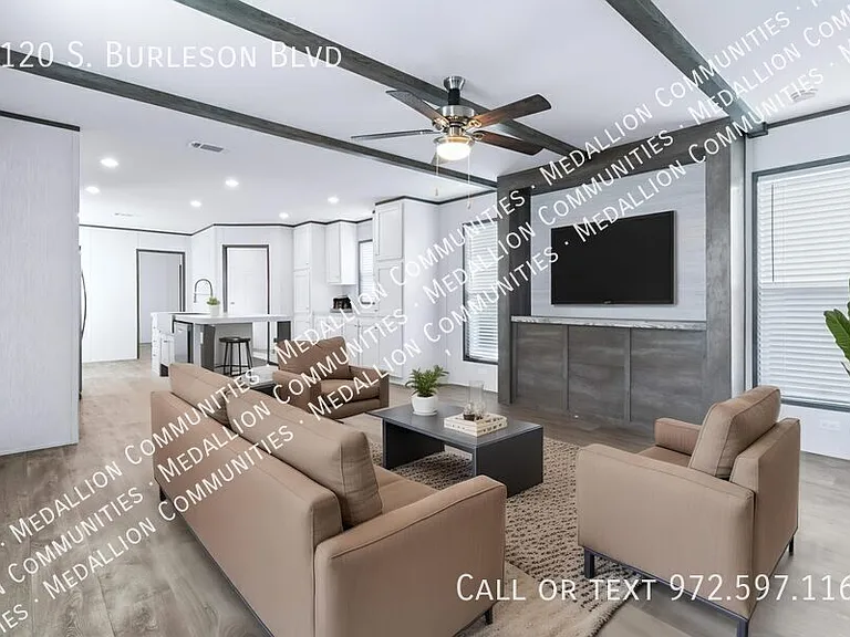 2120 S Burleson Blvd — Photo 17