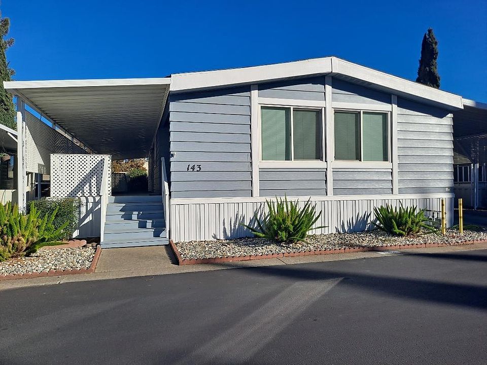 1st image of 143 Leisureville Cir