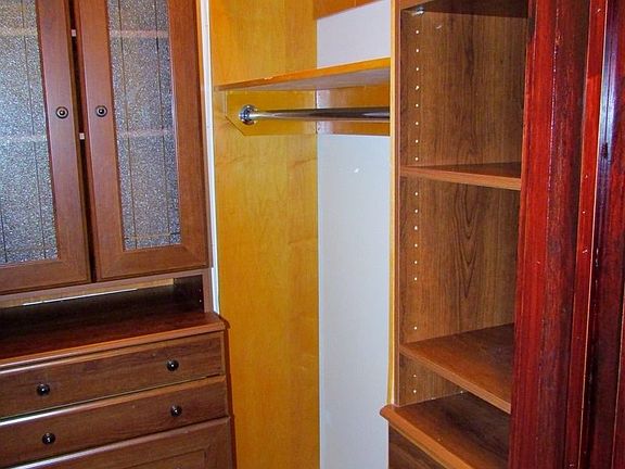 5th image of 510 Cathedral Pkwy #10E