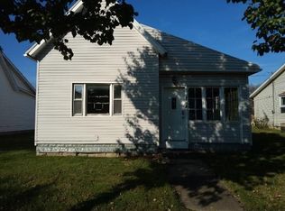 213 E Wapakoneta St, Waynesfield, OH 45896