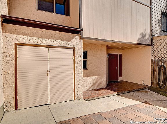 3rd image of 1920 Broken Oak St #1920