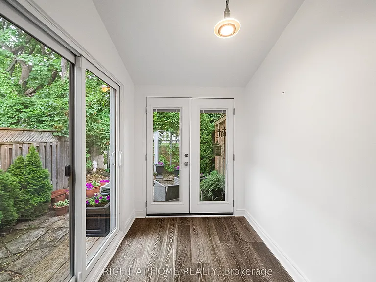 14 Wascana Ave — Photo 11
