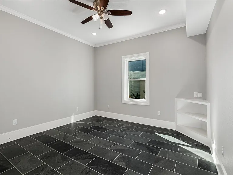 2401 Market St #101 — Photo 16