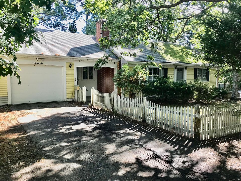 92 Trowbridge Path, West Yarmouth, MA 02673 Zillow