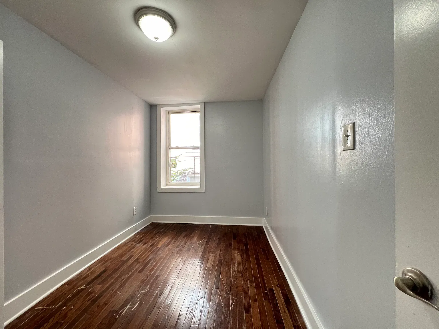 235 Martin Luther King Jr Dr — Photo 4