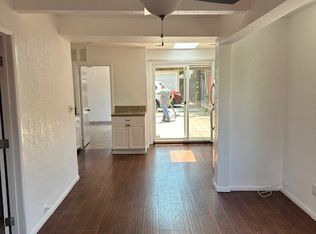 2702 E 4th St, Long Beach, CA 90814