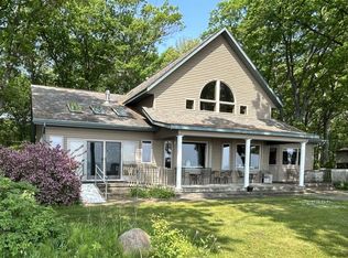 1116 N Huron Rd, Tawas City, MI 48763