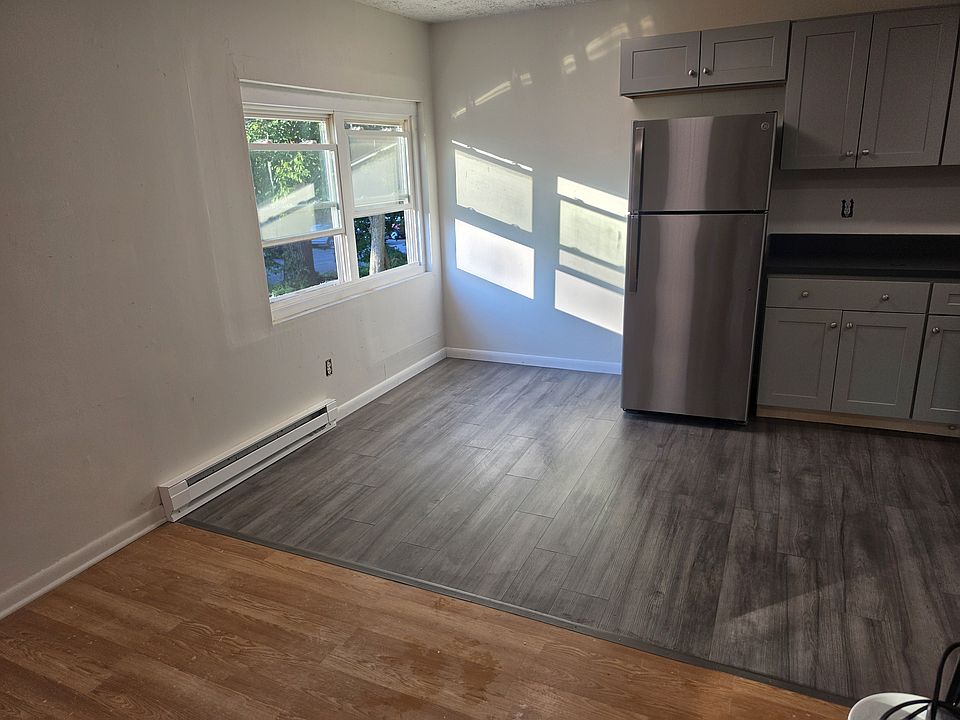 1st image of 295A Shore Dr #A