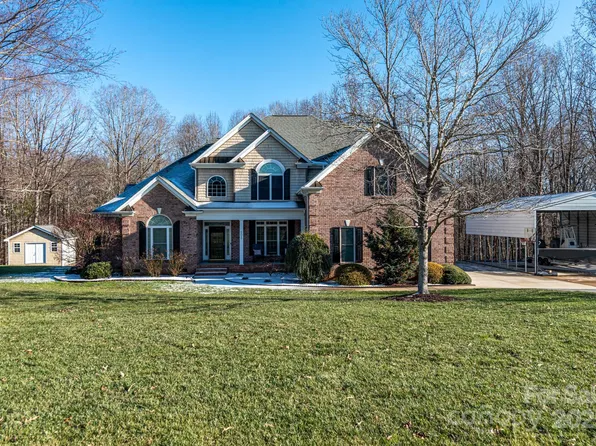 205 Micah Ln #33, Iron Station, NC 28080