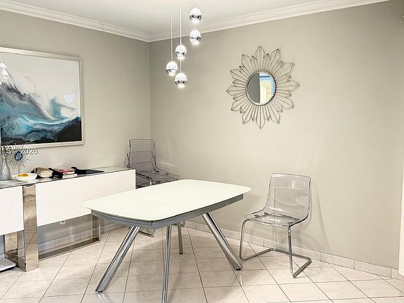5th image of 580 Egret Dr APT 211