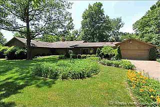 1st image of 471 S Lake Dr