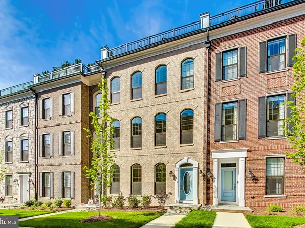 609 Halsey Way, Oxon Hill, MD 20745