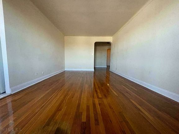 4th image of 4915 Skillman Ave APT 5n