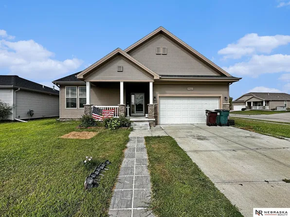 960 Garden Valley Rd, Lincoln, NE 68521