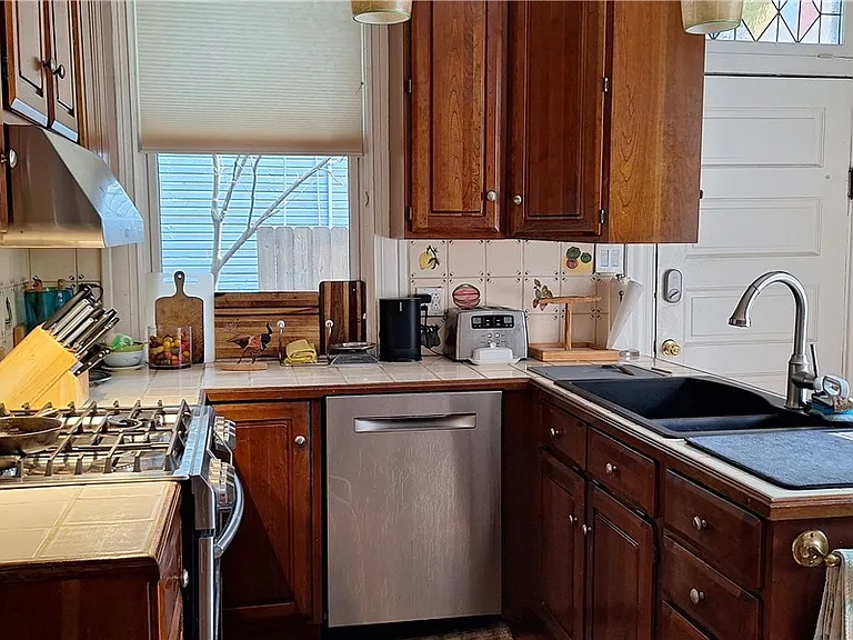22 Brownell St — Photo 17