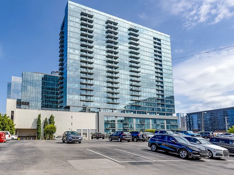 1212 Laurel St #815 — Photo 4
