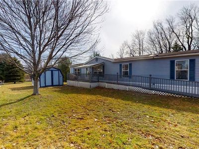 7421 Hollydale Dr, Erie, PA, 16509