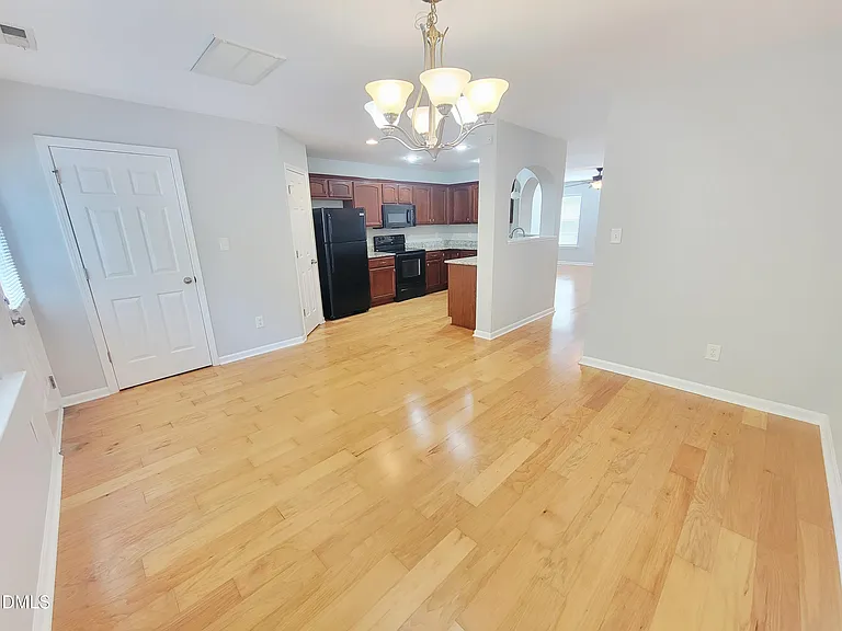 8827 Thornton Town Pl — Photo 22