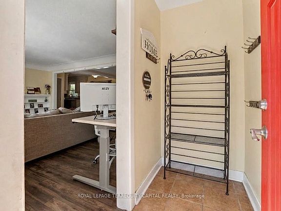 3rd image of 359 Linwell Rd