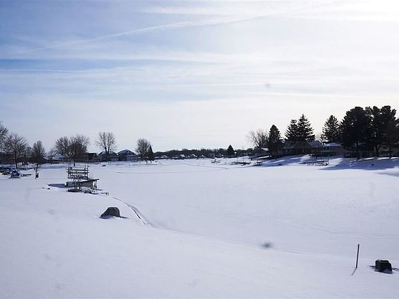 2nd image of 107 Kingsbury Dr