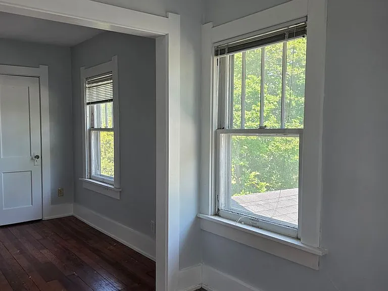 315 N Summit St — Photo 14