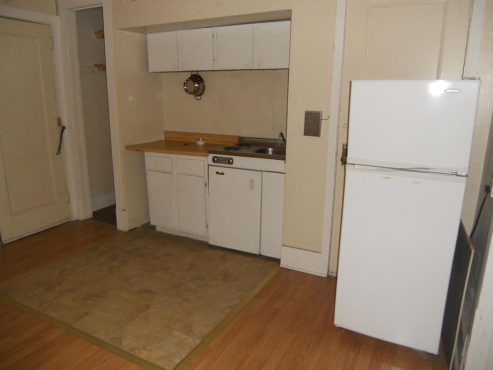1st image of 197 North St APT D7