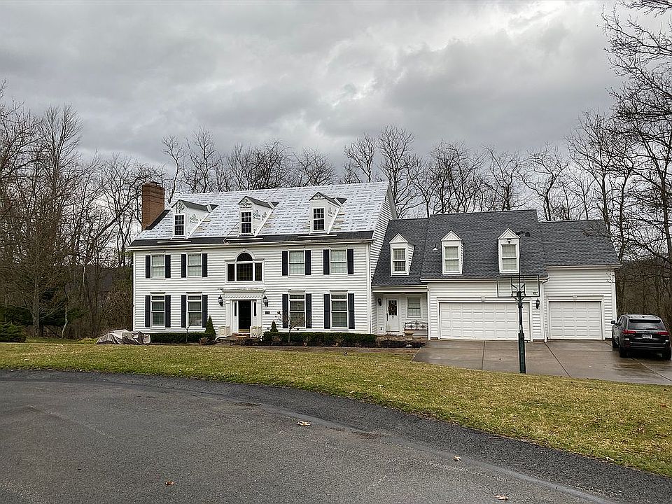 2nd image of 108 Canvasback Rd