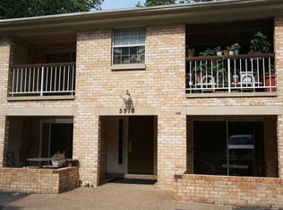 5918 Cove Landing Rd APT 204, Burke, VA 22015