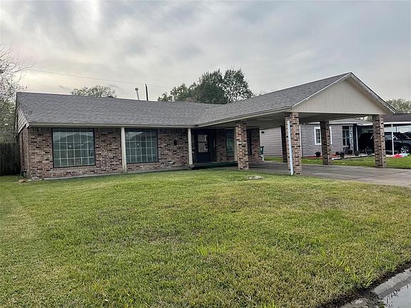 2nd image of 4822 Meadow Park Dr