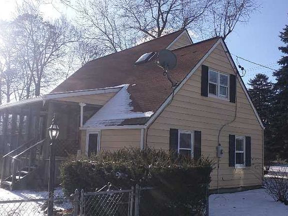 2nd image of 622 Homestead Ave