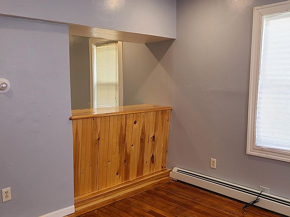 5th image of 253 Jewett St #1