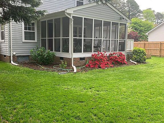 Big screened in Porch