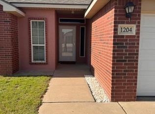 1204 Wheelock St, Lubbock, TX 79403
