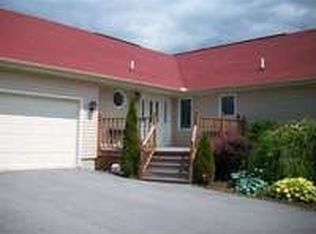 11 Orville Way, Cambridge, NY 12816