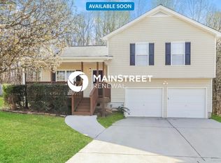 207 Remington Ct, Dallas, GA 30132