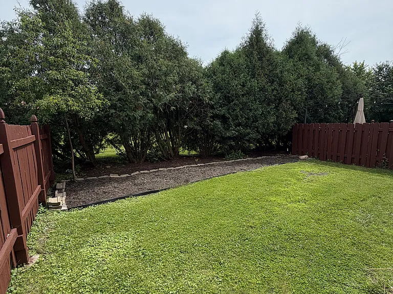 Walnut Cir — Photo 36