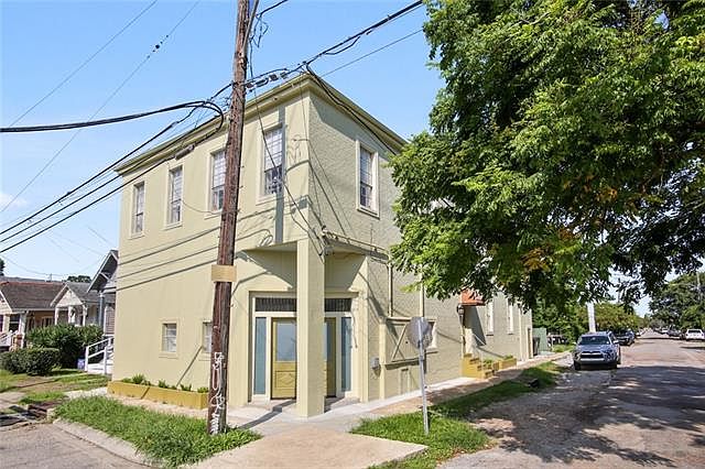 1st image of 8302 Jeannette St #E