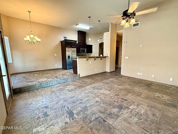 5th image of 14371 High Rock Dr