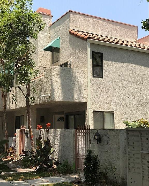 1st image of 552 Park Shadow Ct