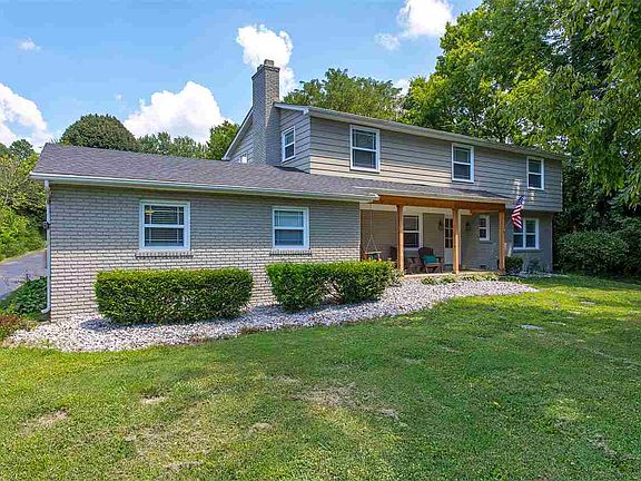 2nd image of 2126 Sycamore Dr