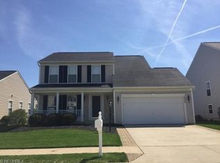 8566 Bentley Dr, Olmsted Falls, OH 44138