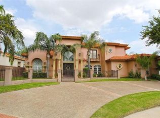 903 Norman Dr, Laredo, TX 78045