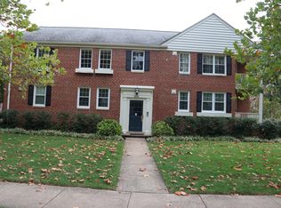 6718 W Wakefield Dr APT B1, Alexandria, VA 22307