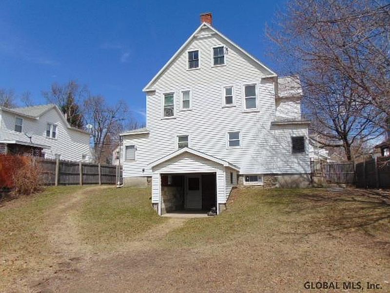 2nd image of 121-123 JAMES Street