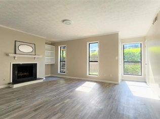 401 Park Ridge Cir, Marietta, GA 30068